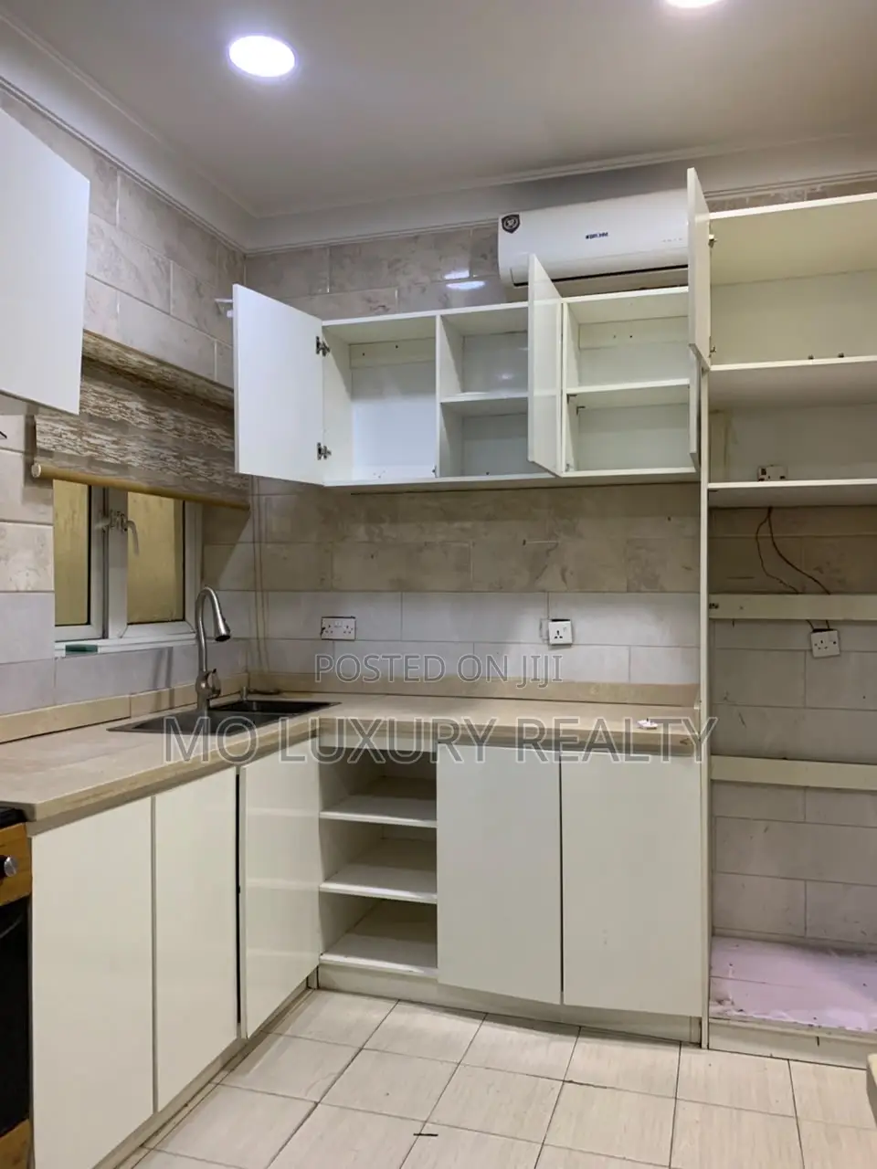 Furnished 3bdrm Apartment in Ikoyi for rent