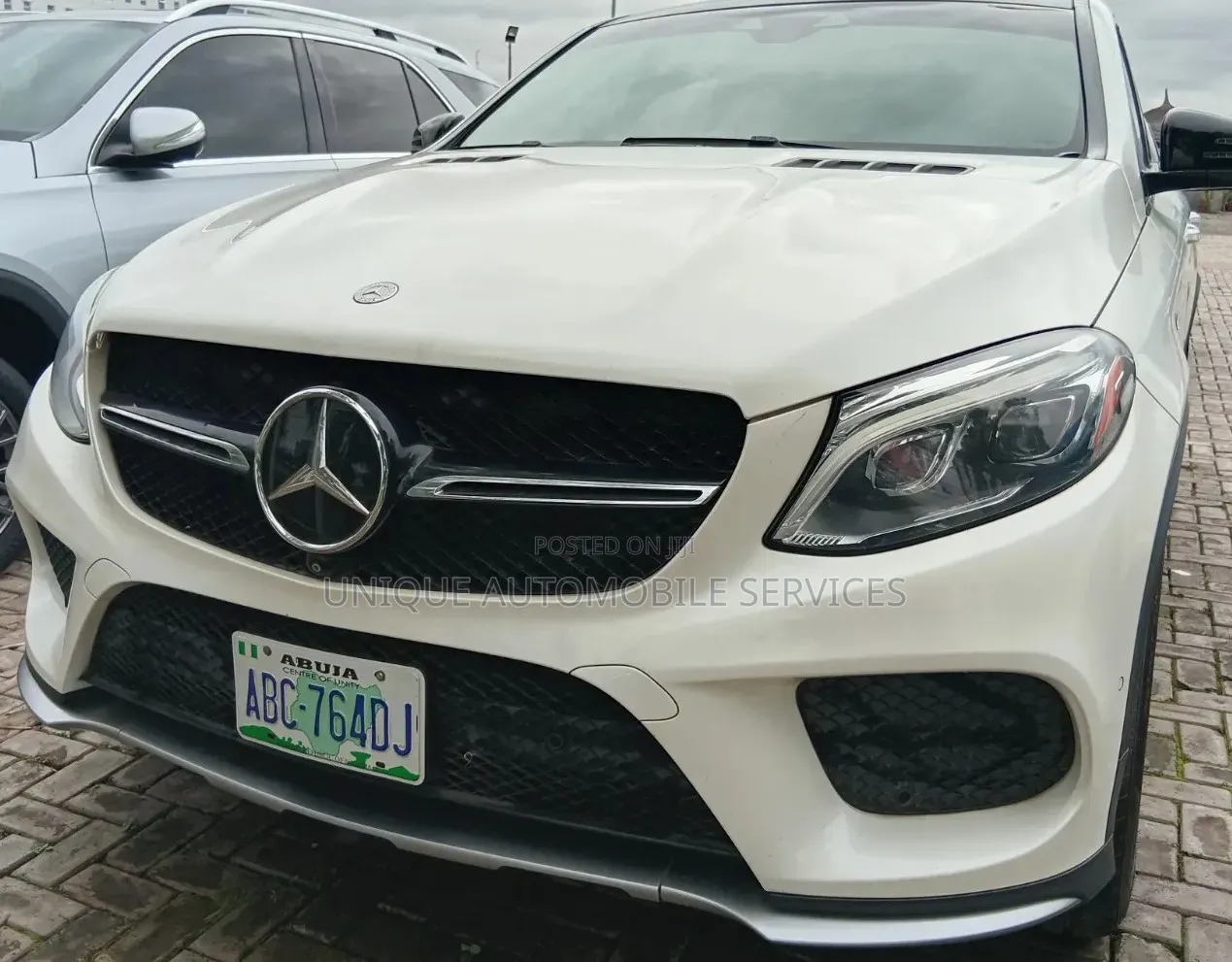 Mercedes-Benz GLE-Class 2016 Off white