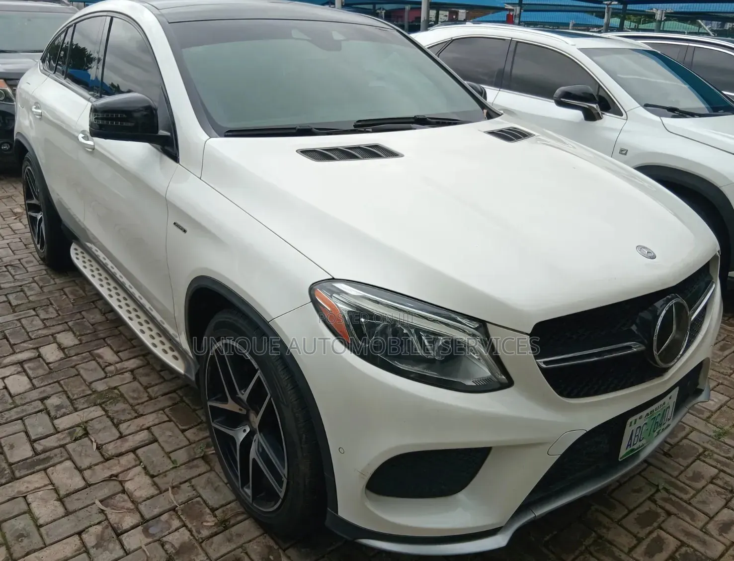 Mercedes-Benz GLE-Class 2016 Off white