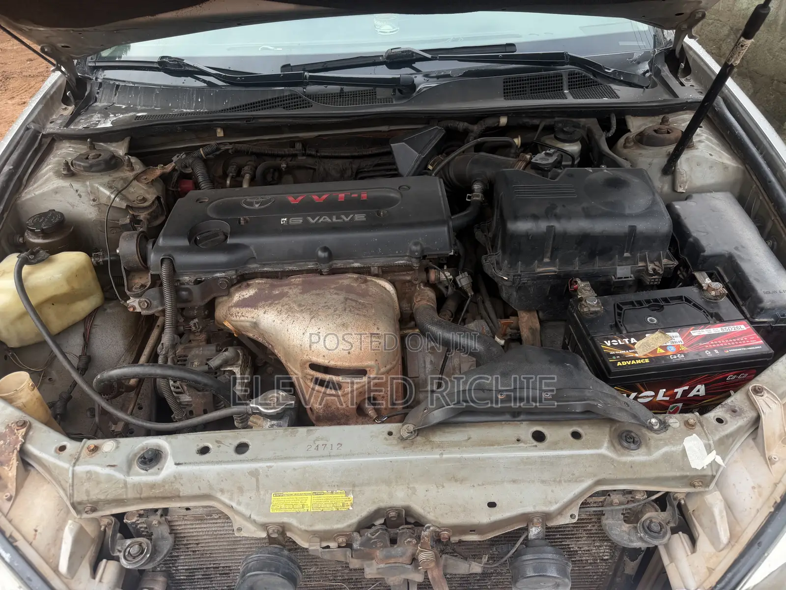 Toyota Camry 2004 Silver