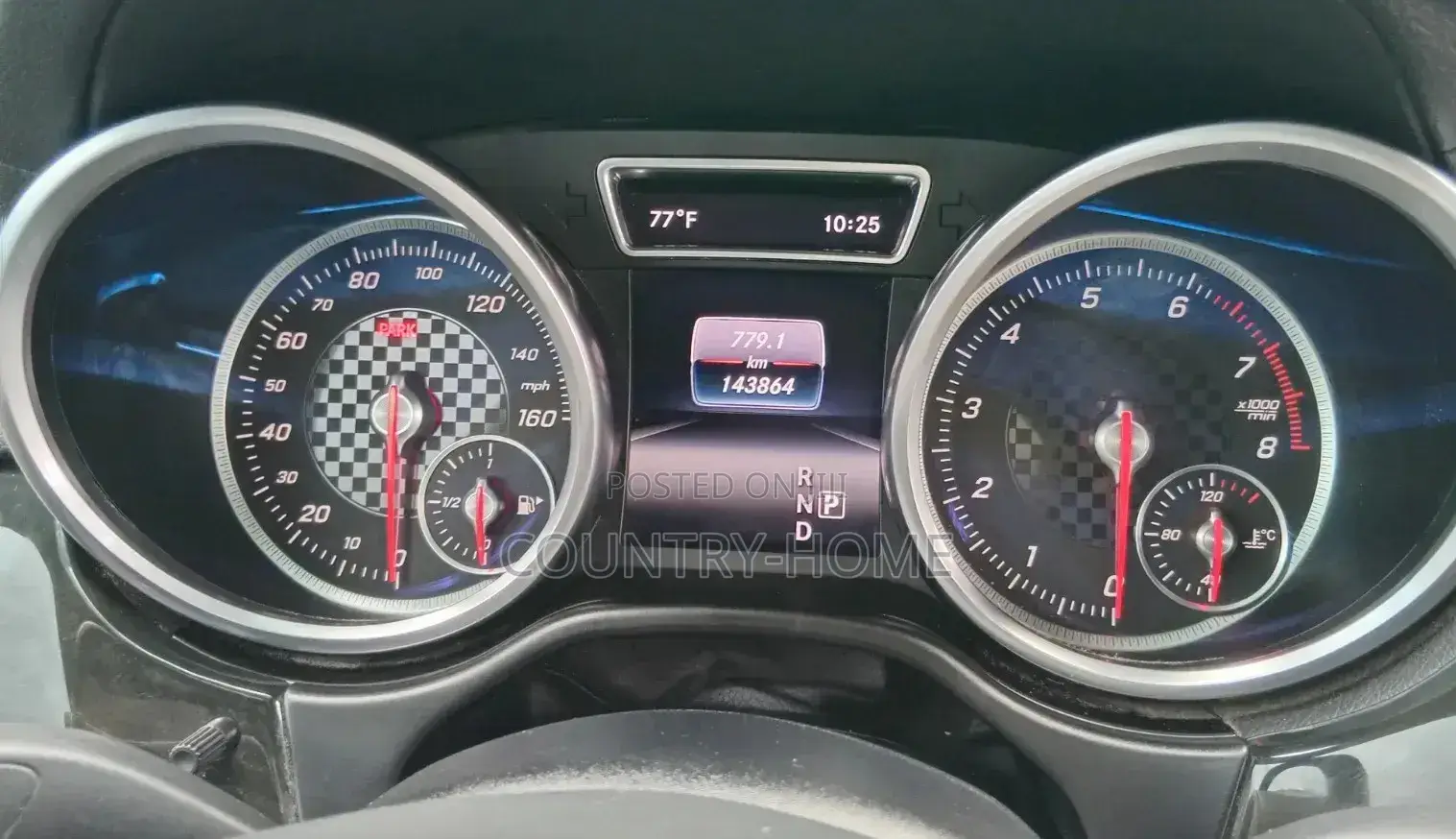 Mercedes-Benz GLE-Class 2016 Off white
