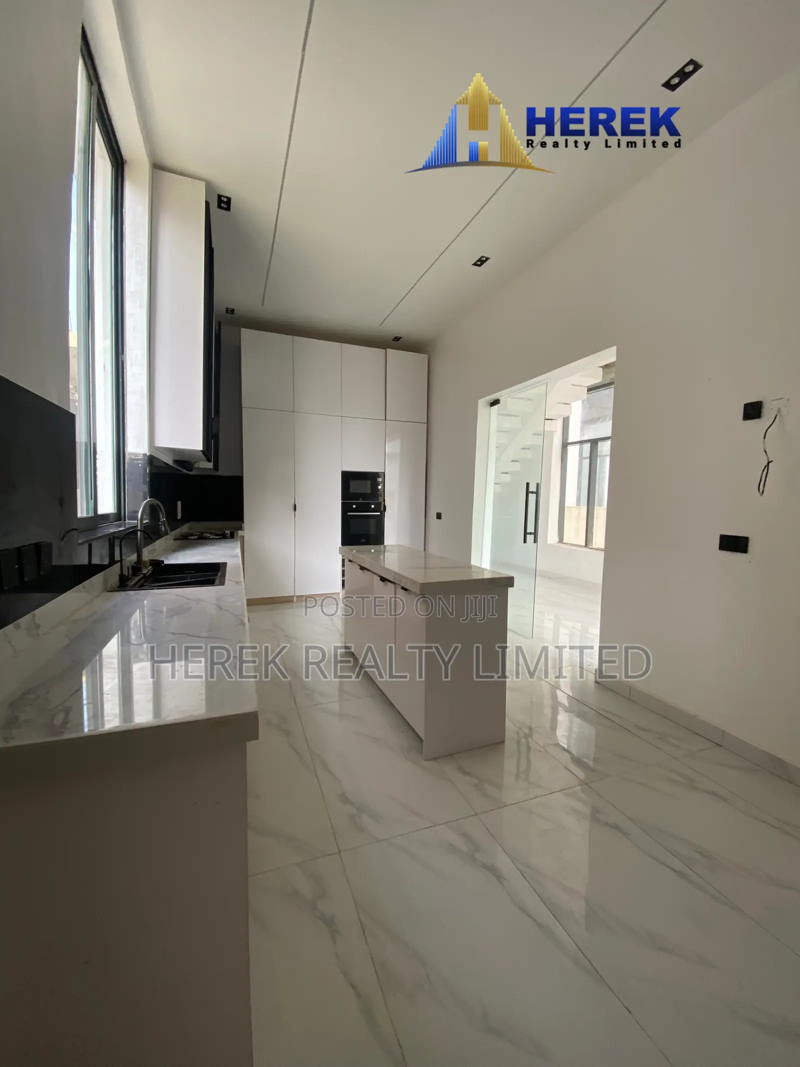 5bdrm Duplex in Spring Garden, Ado / Ajah for sale