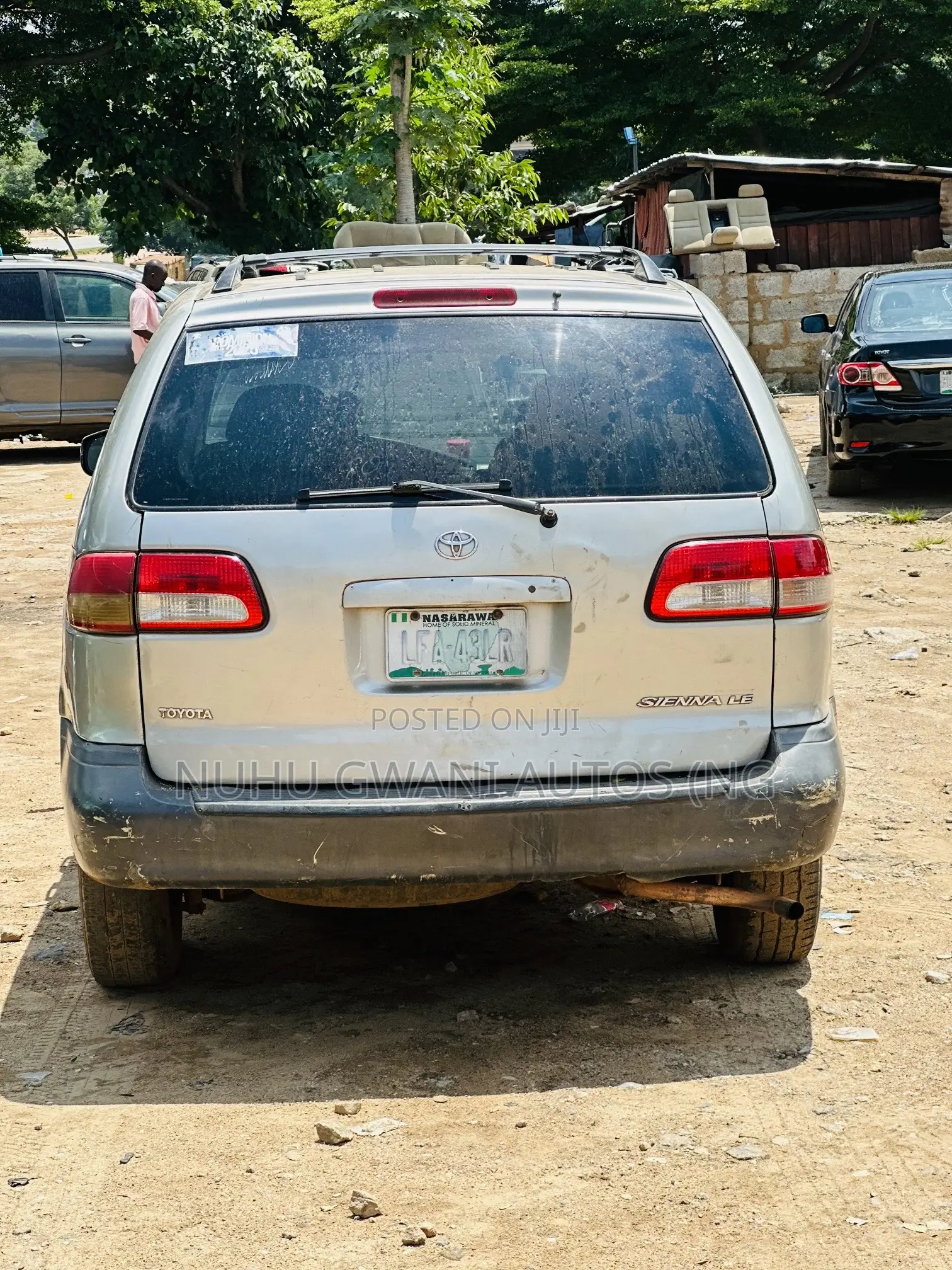 Toyota Sienna 2001 Silver