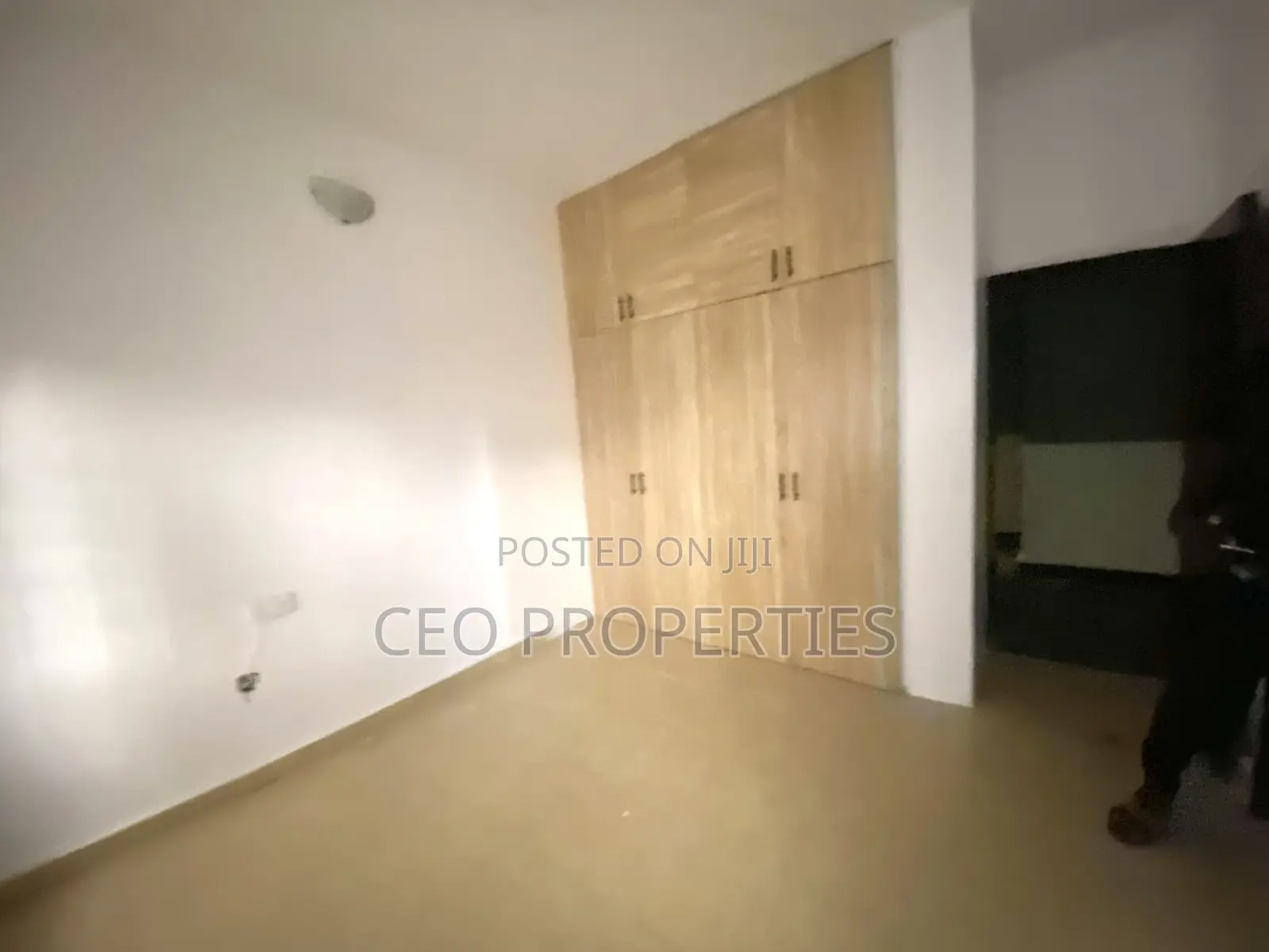3bdrm Block of Flats in Ado Roundabout Even, Ajah for rent