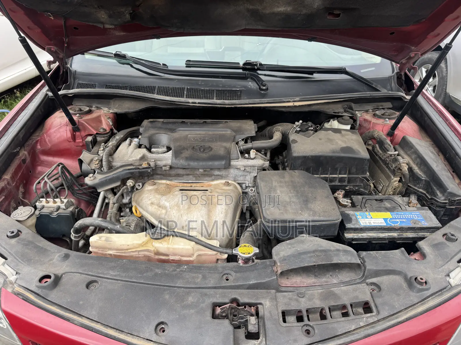 Toyota Camry LE 4dr Sedan (2.5L 4cyl 6A) 2013 Red