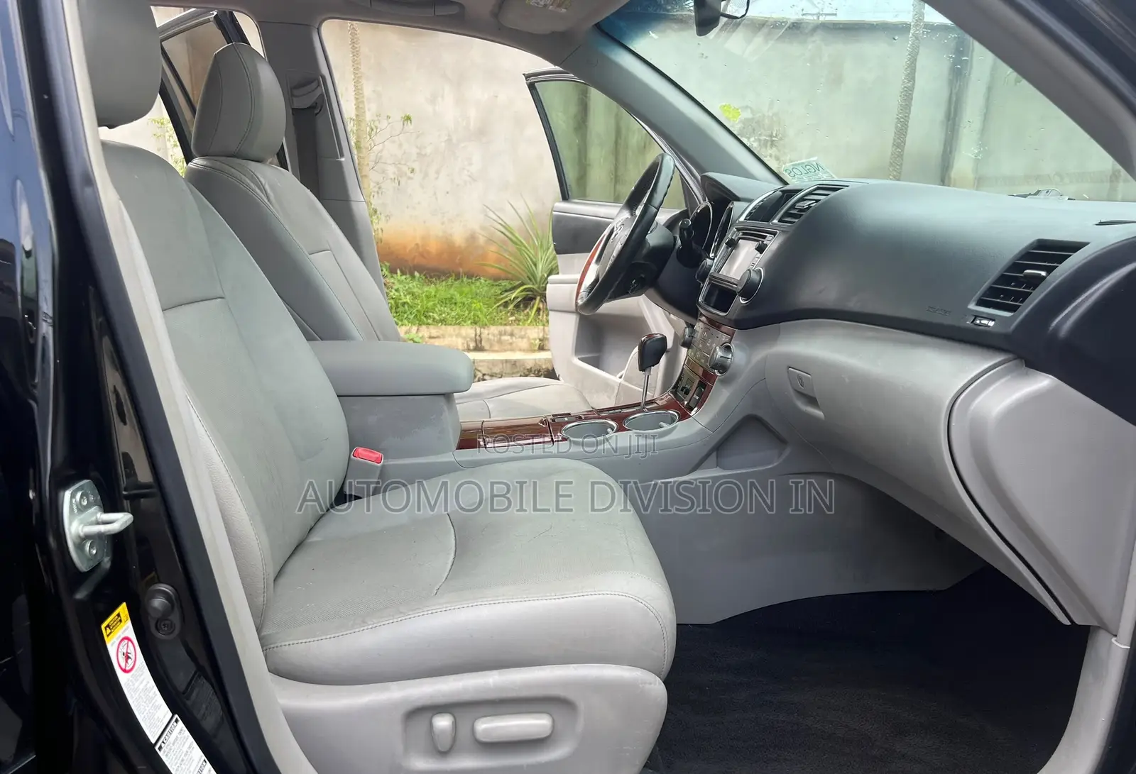 Toyota Highlander Limited 3.5l 4WD 2013 Black