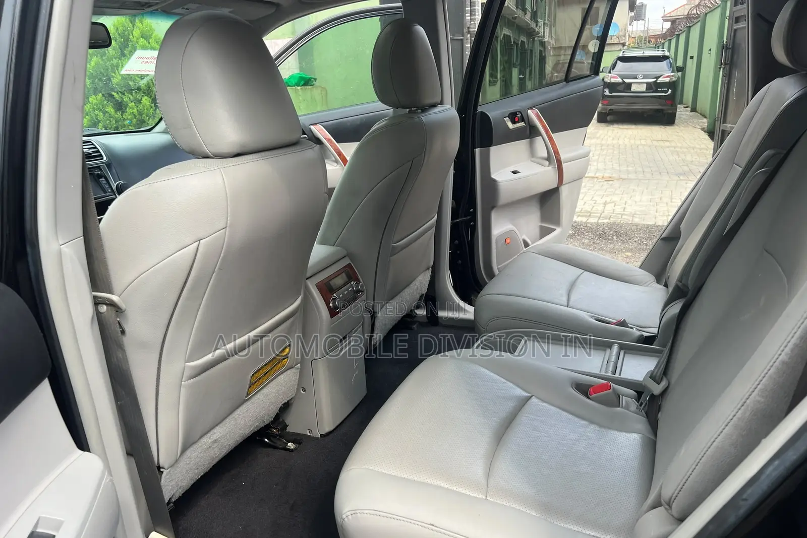 Toyota Highlander Limited 3.5l 4WD 2013 Black