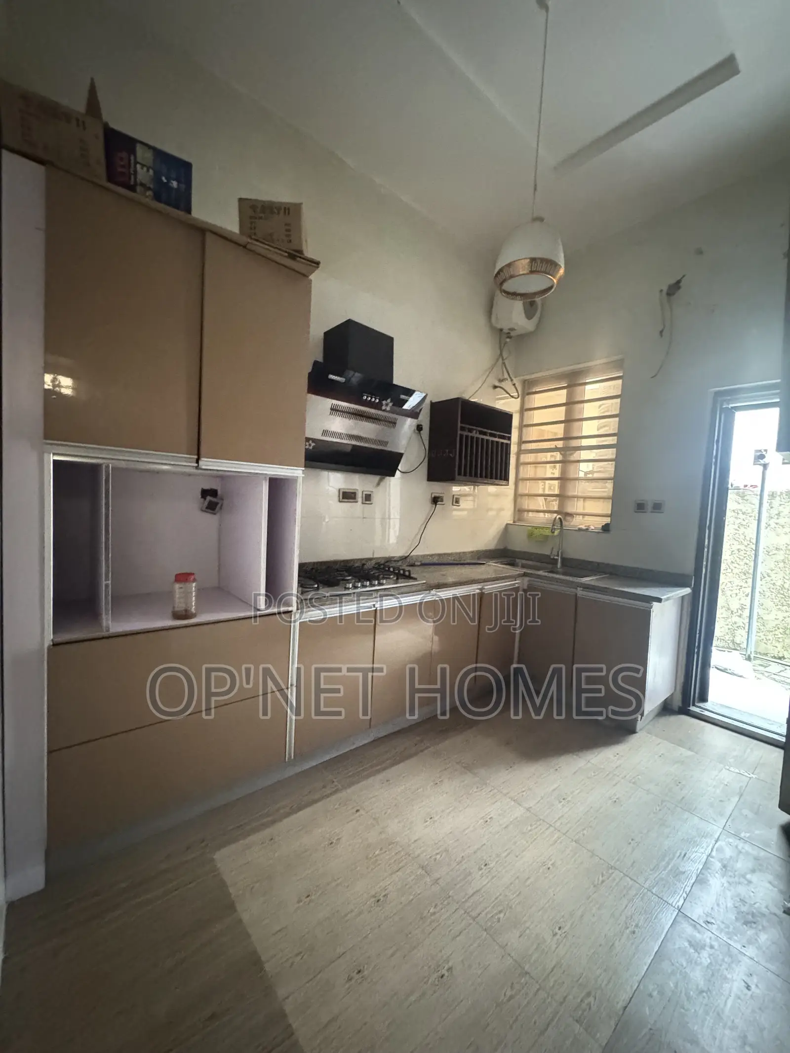3bdrm Duplex in Lekki for rent