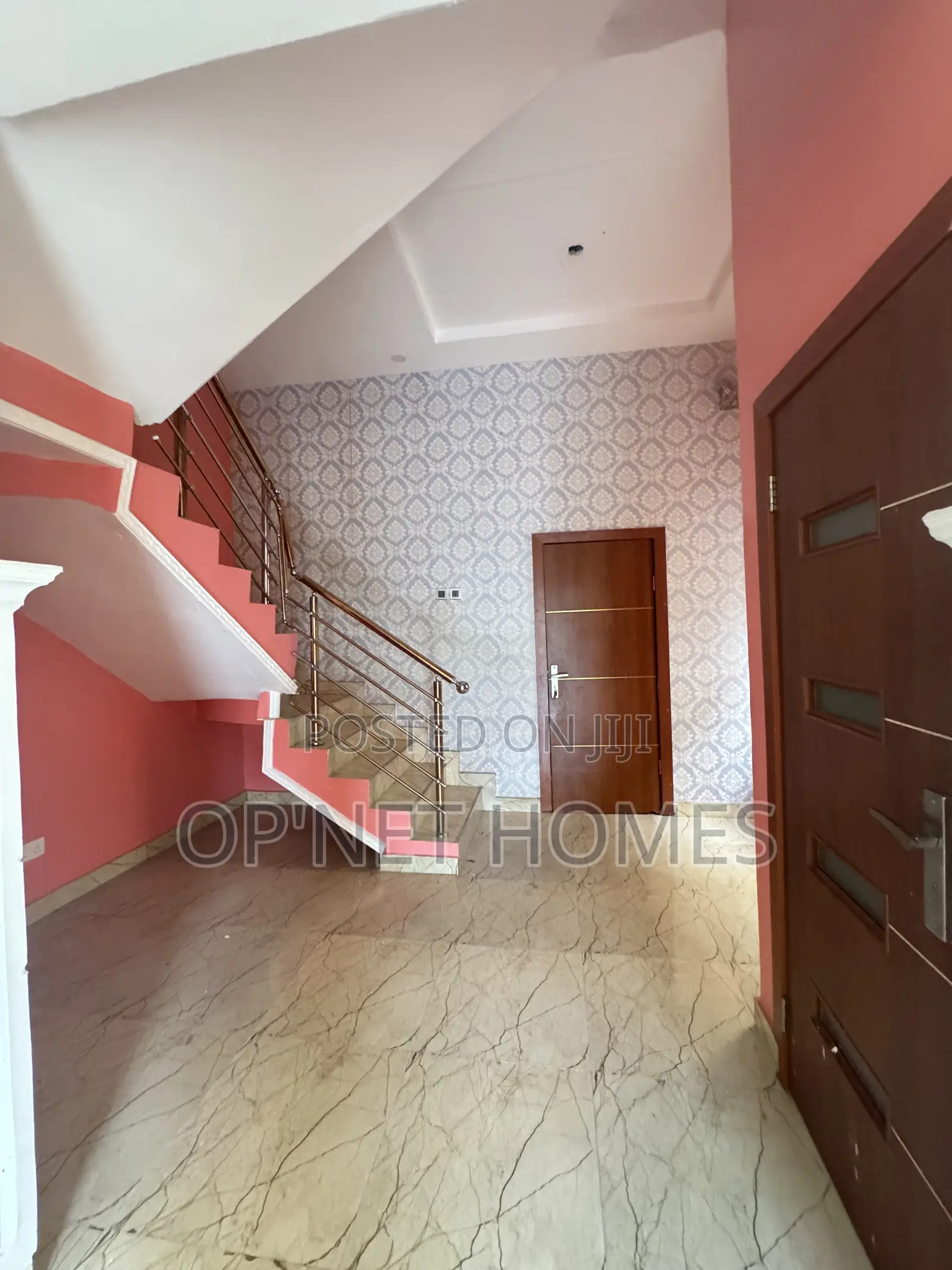 3bdrm Duplex in Lekki for rent