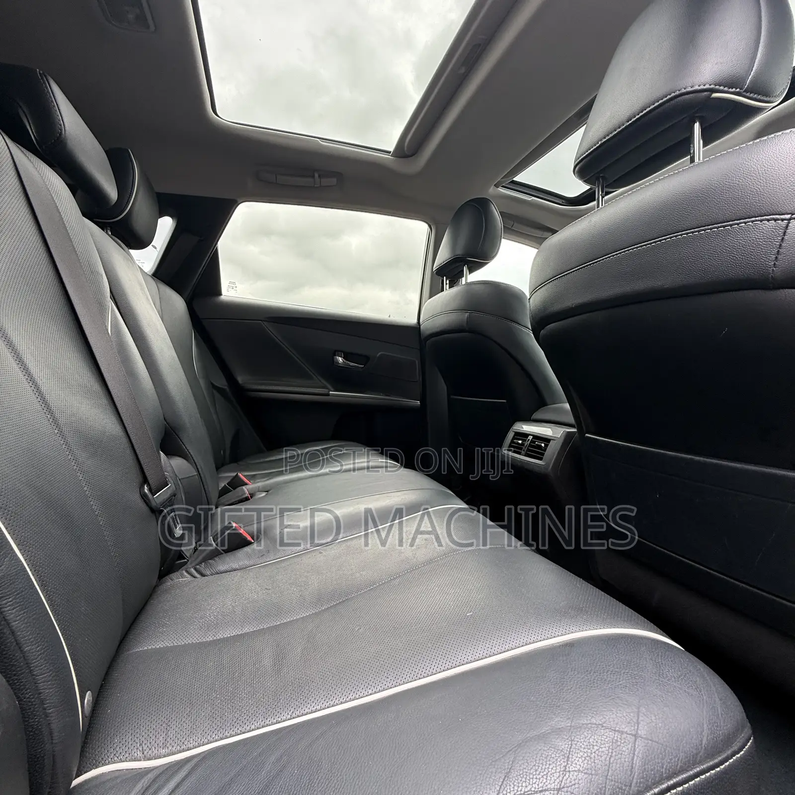 Toyota Venza Limited 2016 Blue