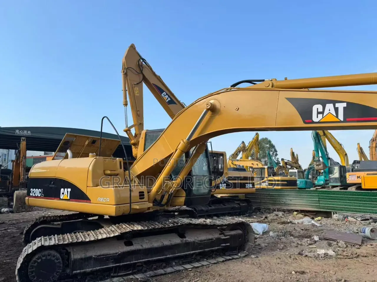 Tokunbo Excavator 320 for Hire