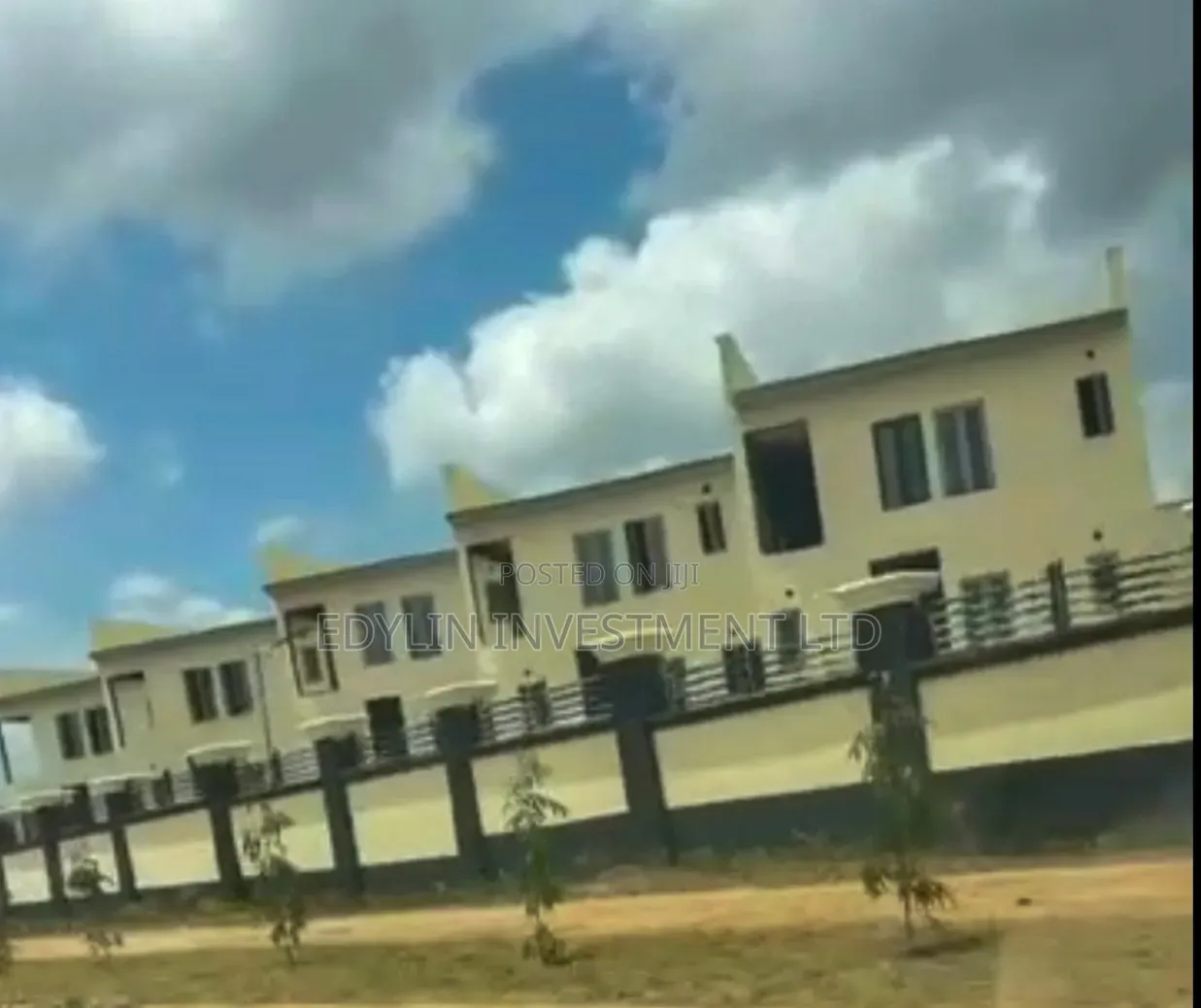 Furnished 4bdrm Duplex in Life Camp for sale