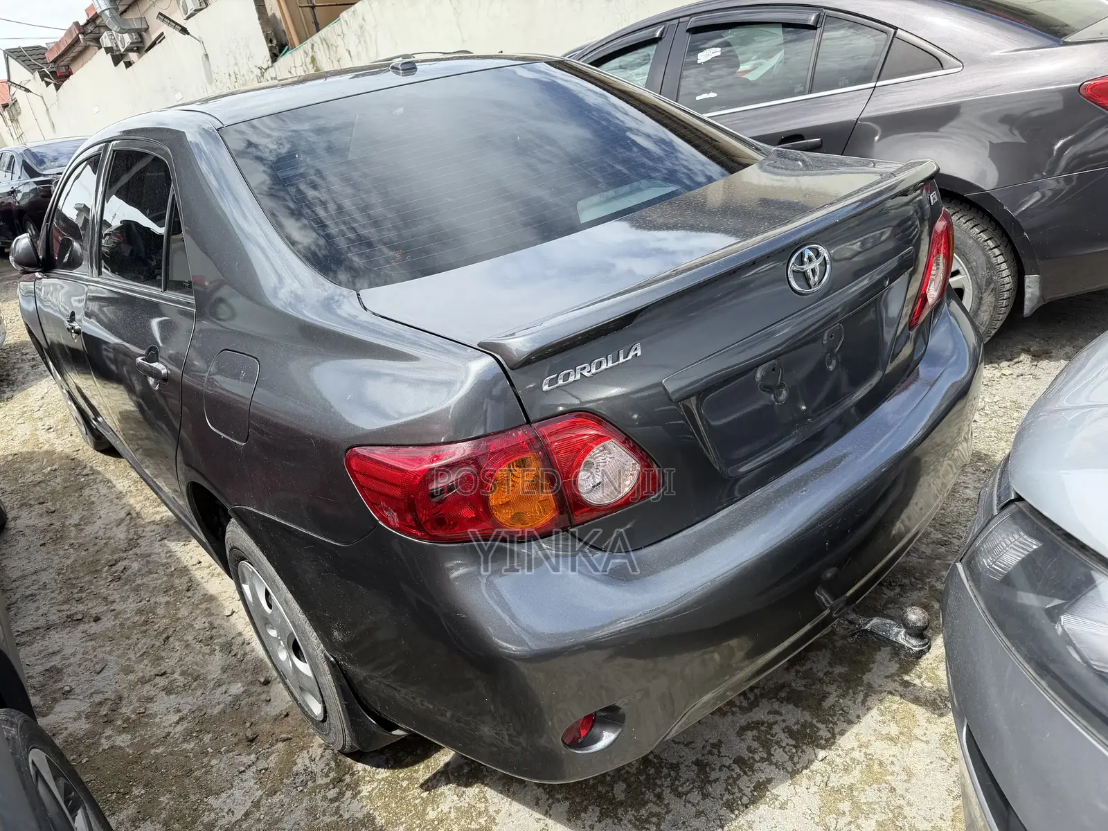 Toyota Corolla LE 4dr Sedan (1.8L 4cyl 4A) 2010 Gray