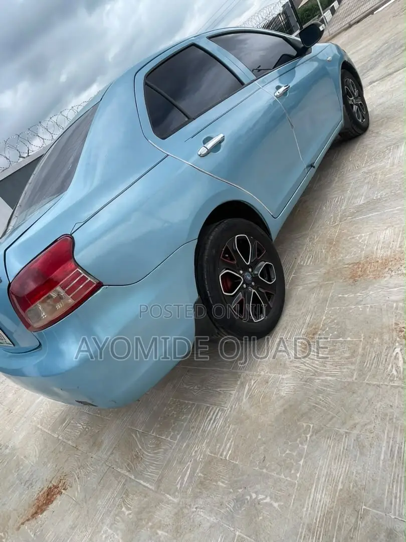 Toyota Yaris 2009 Blue