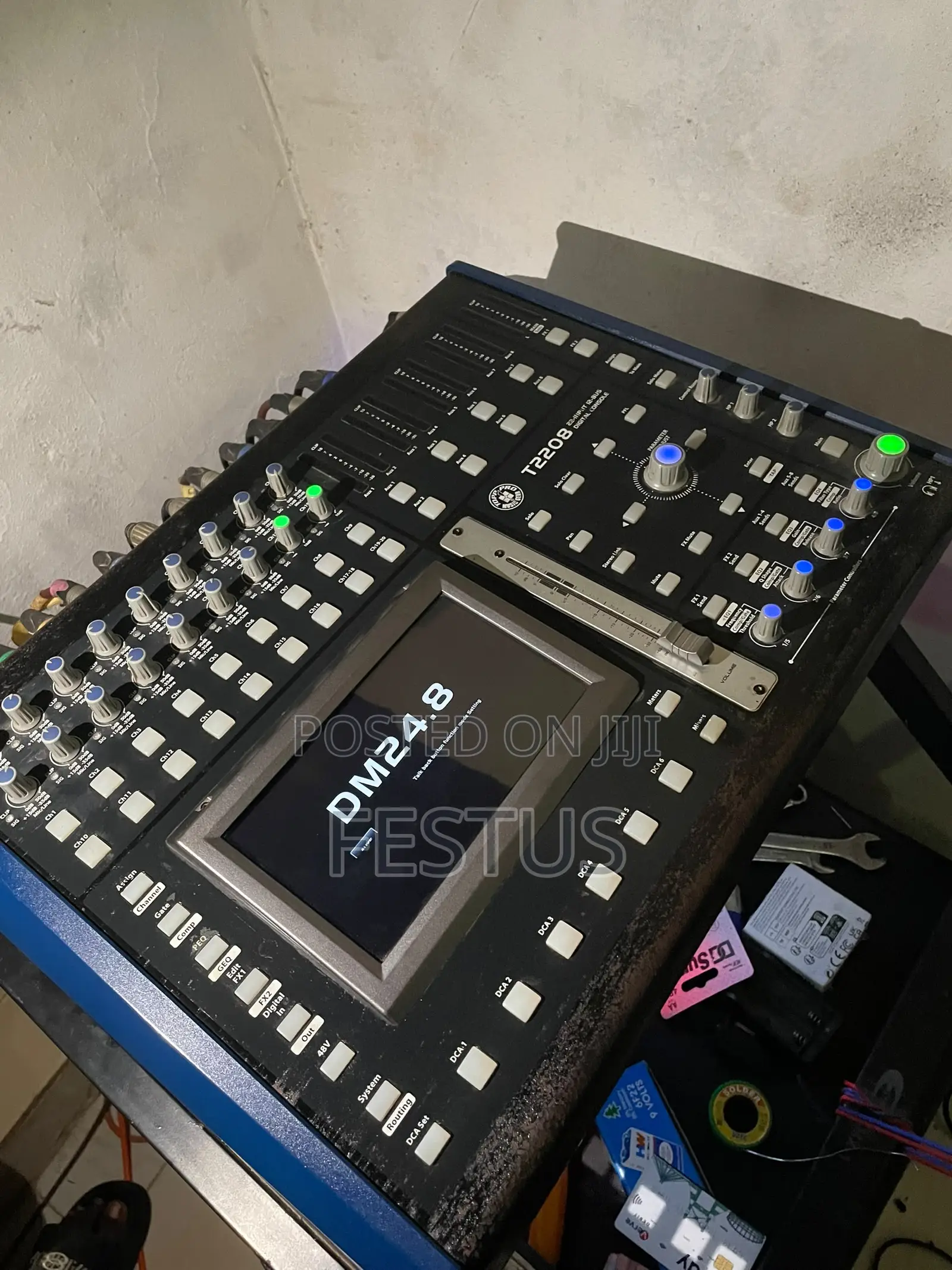 T22 Digital Mixer