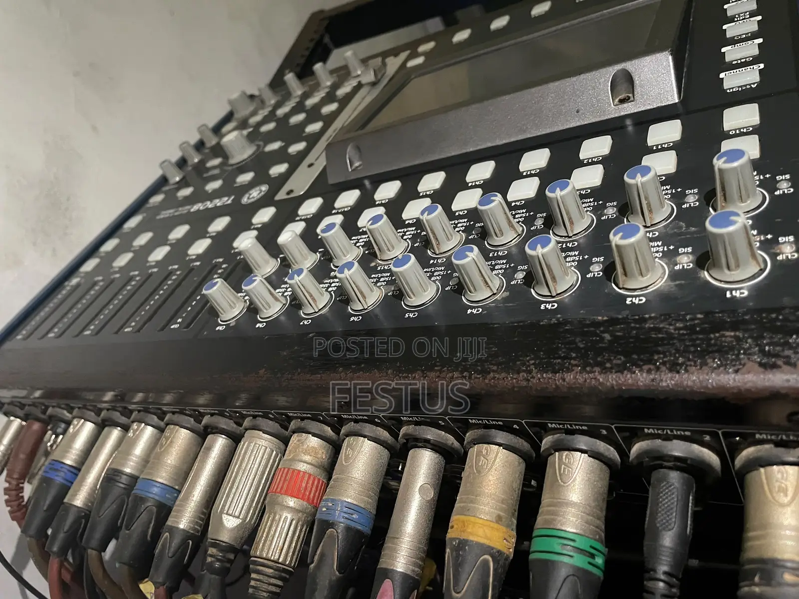 T22 Digital Mixer