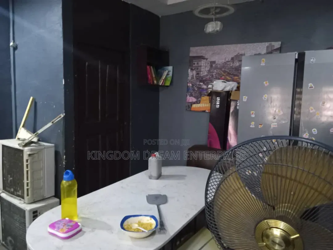 3bdrm Apartment in Dolphin Estate Ikoyi for sale