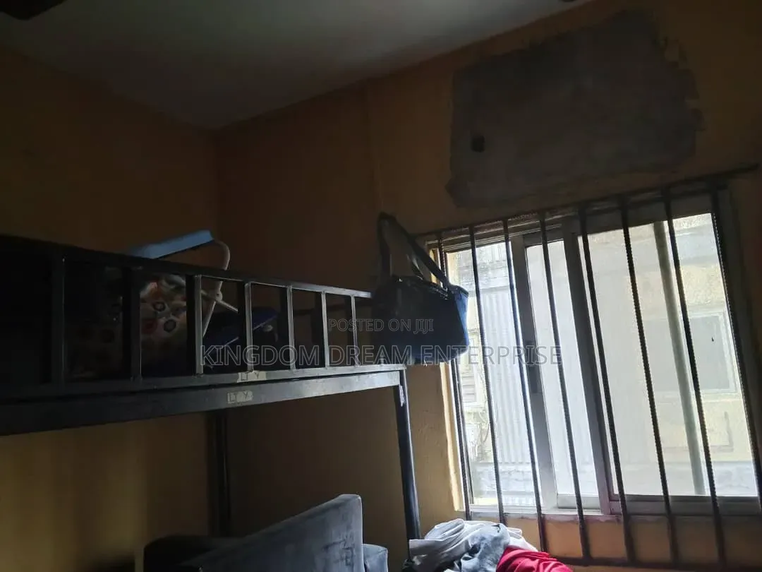 3bdrm Apartment in Dolphin Estate Ikoyi for sale