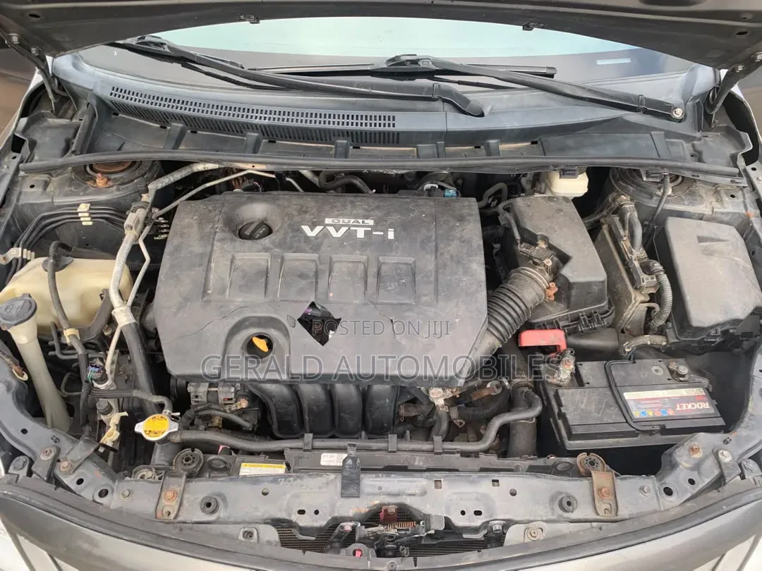 Toyota Corolla 2012 Gray
