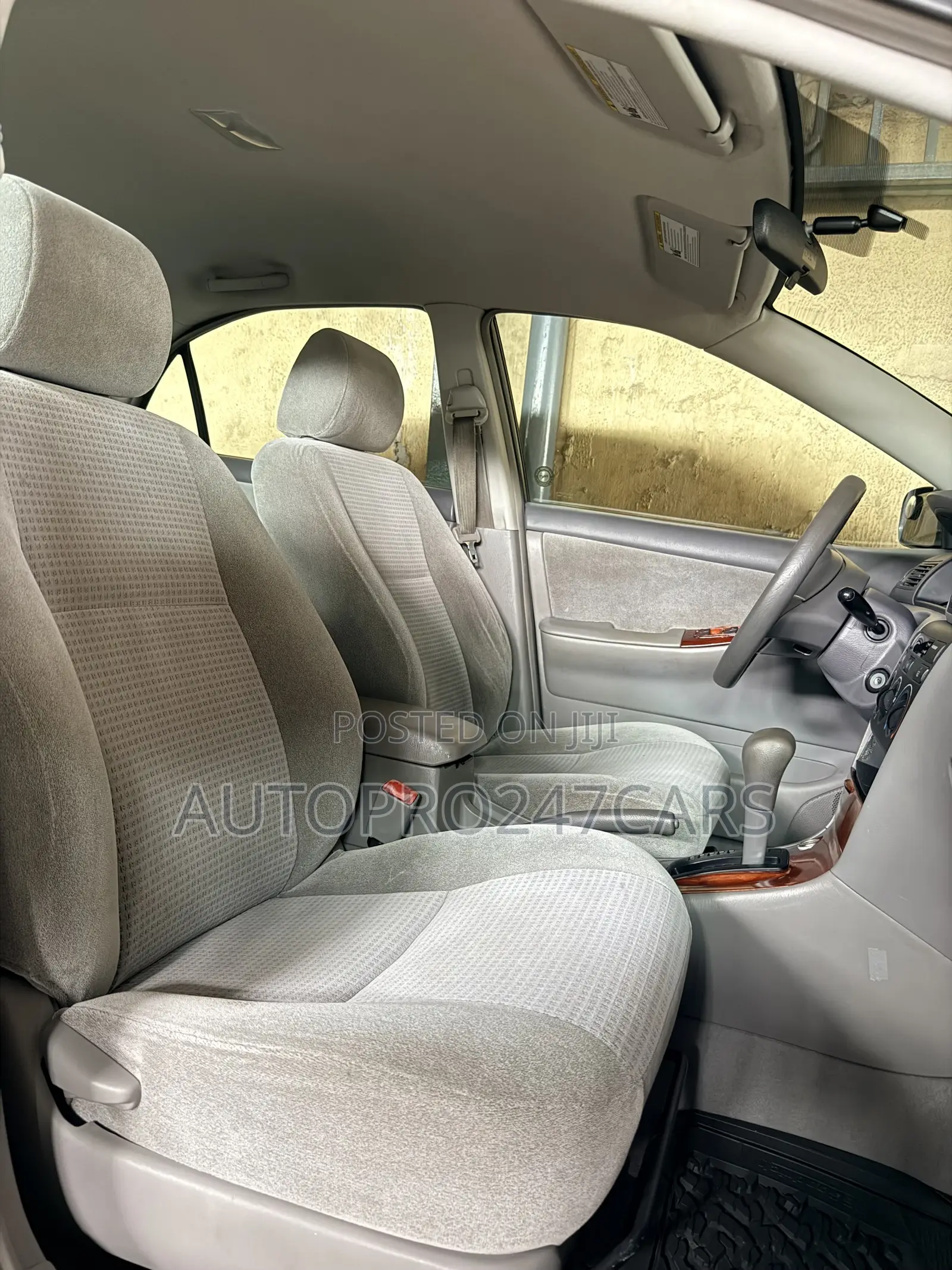 Toyota Corolla LE 2004 Blue