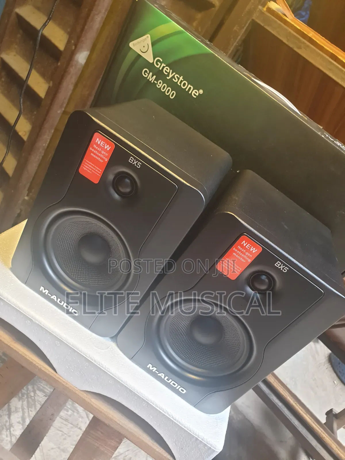 M-Audio Bx5 Monitor