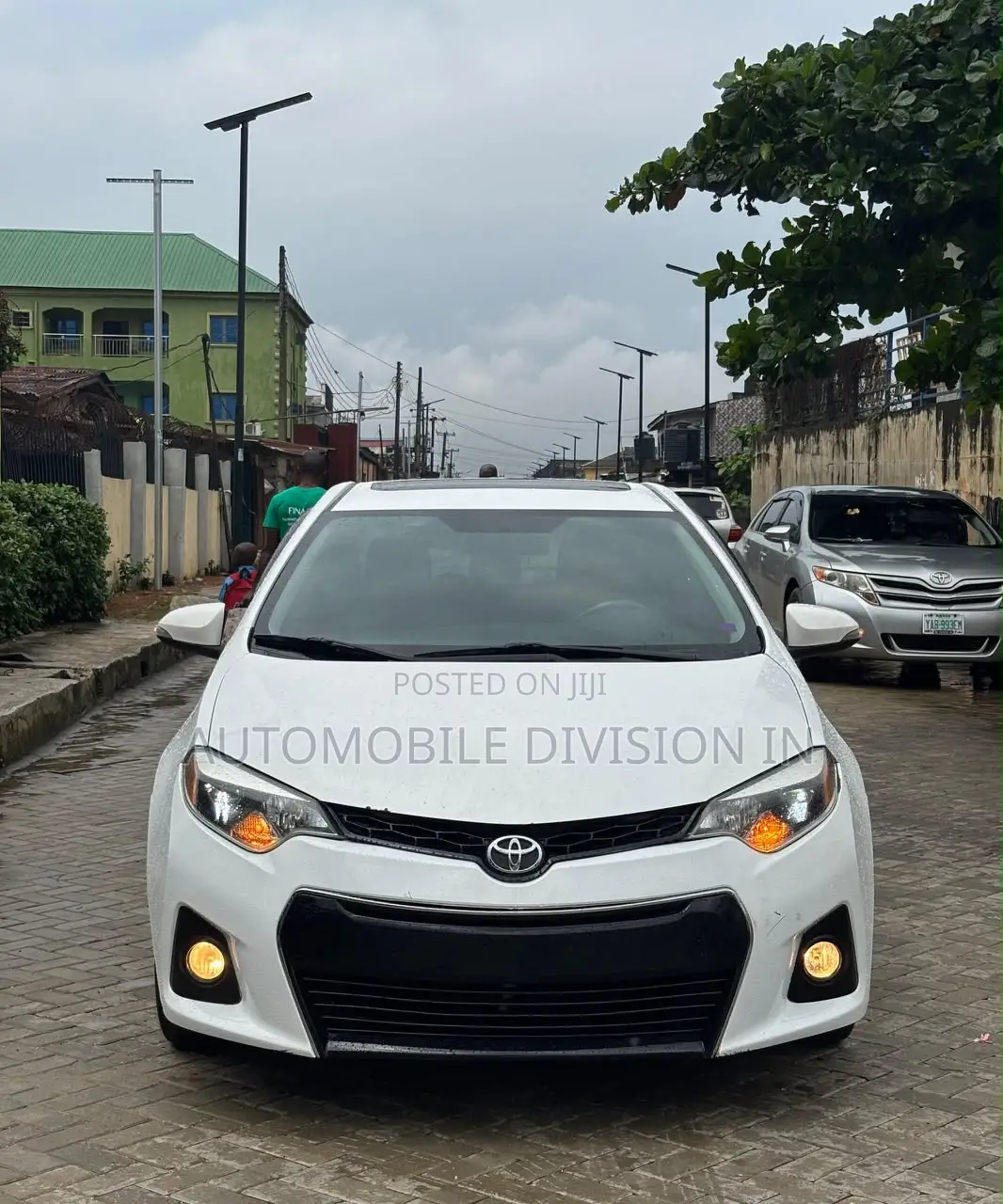 Toyota Corolla S 4dr Sedan (1.8L 4cyl CVT) 2015 White