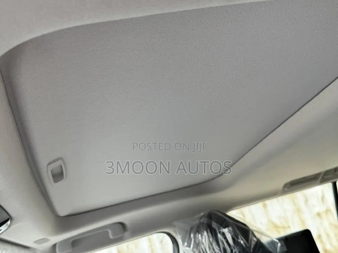 New Toyota Land Cruiser Prado 2.4 Petrol 2025 Black