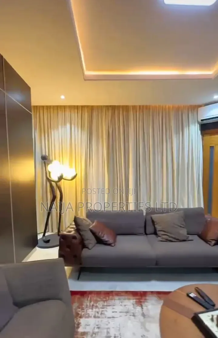 Furnished 2bdrm Maisonette in Off Freedom Way, Lekki Phase 1 for sale