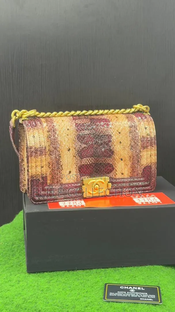 Channel Bag Quality:- Luxury Material:- Leather Size:-Medium