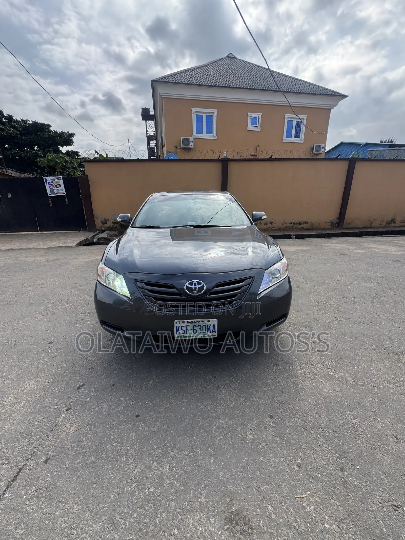 Toyota Camry LE 4dr Sedan (2.4L 4cyl 5A) 2008 Gray