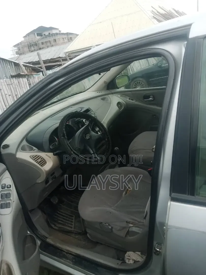 Nissan Almera 2009 Parts