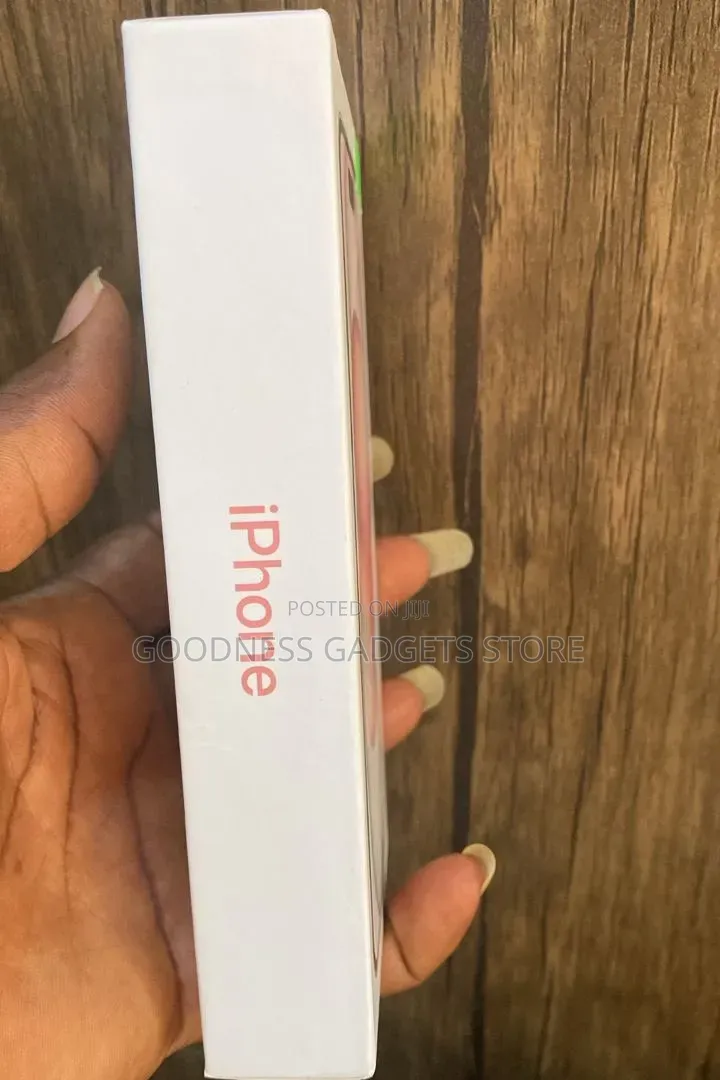 New Apple iPhone 15 128 GB Pink
