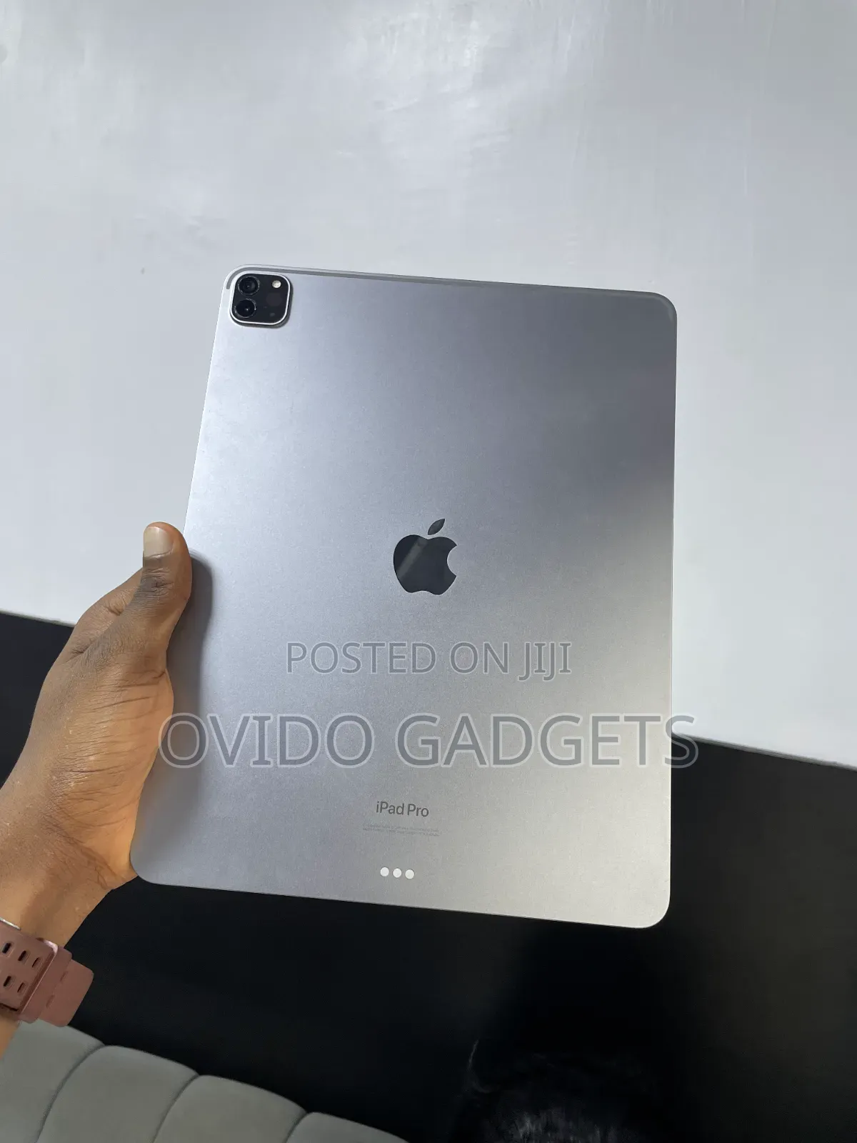 Apple iPad Pro 12.9 (2022) 256 GB Gray