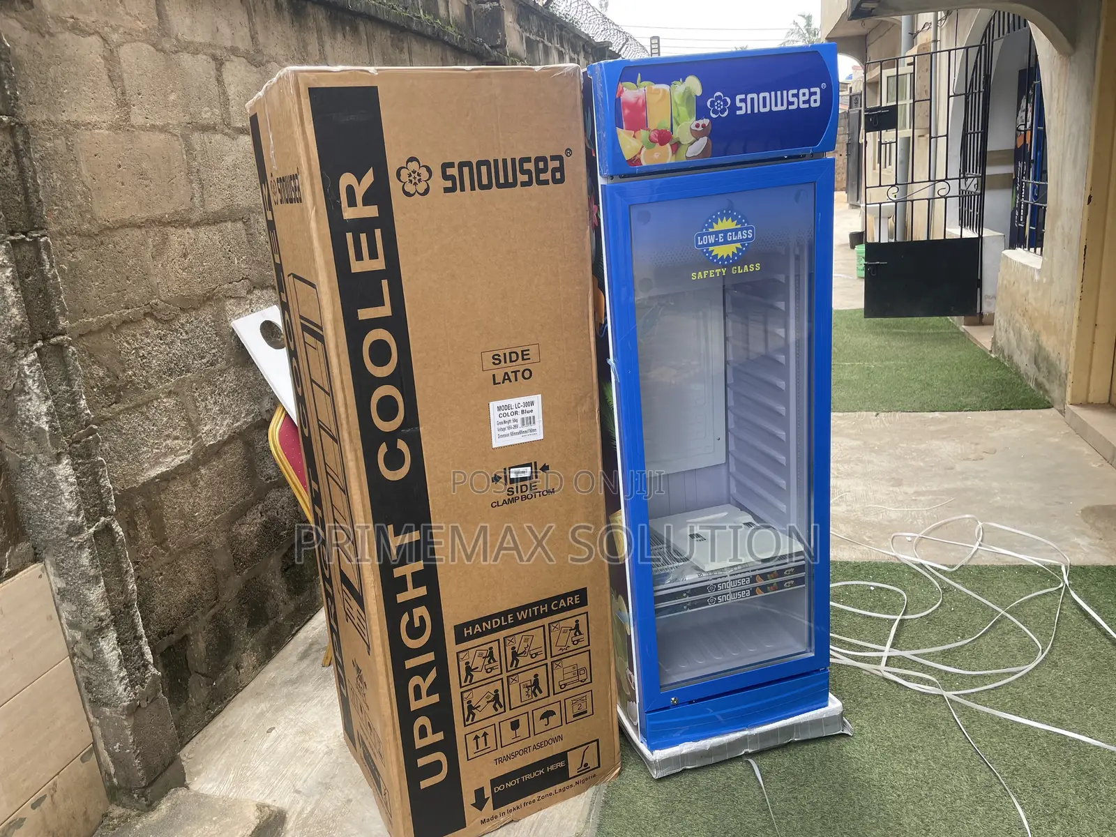 Snowsea LC300 Glass Door Beverage Cooler