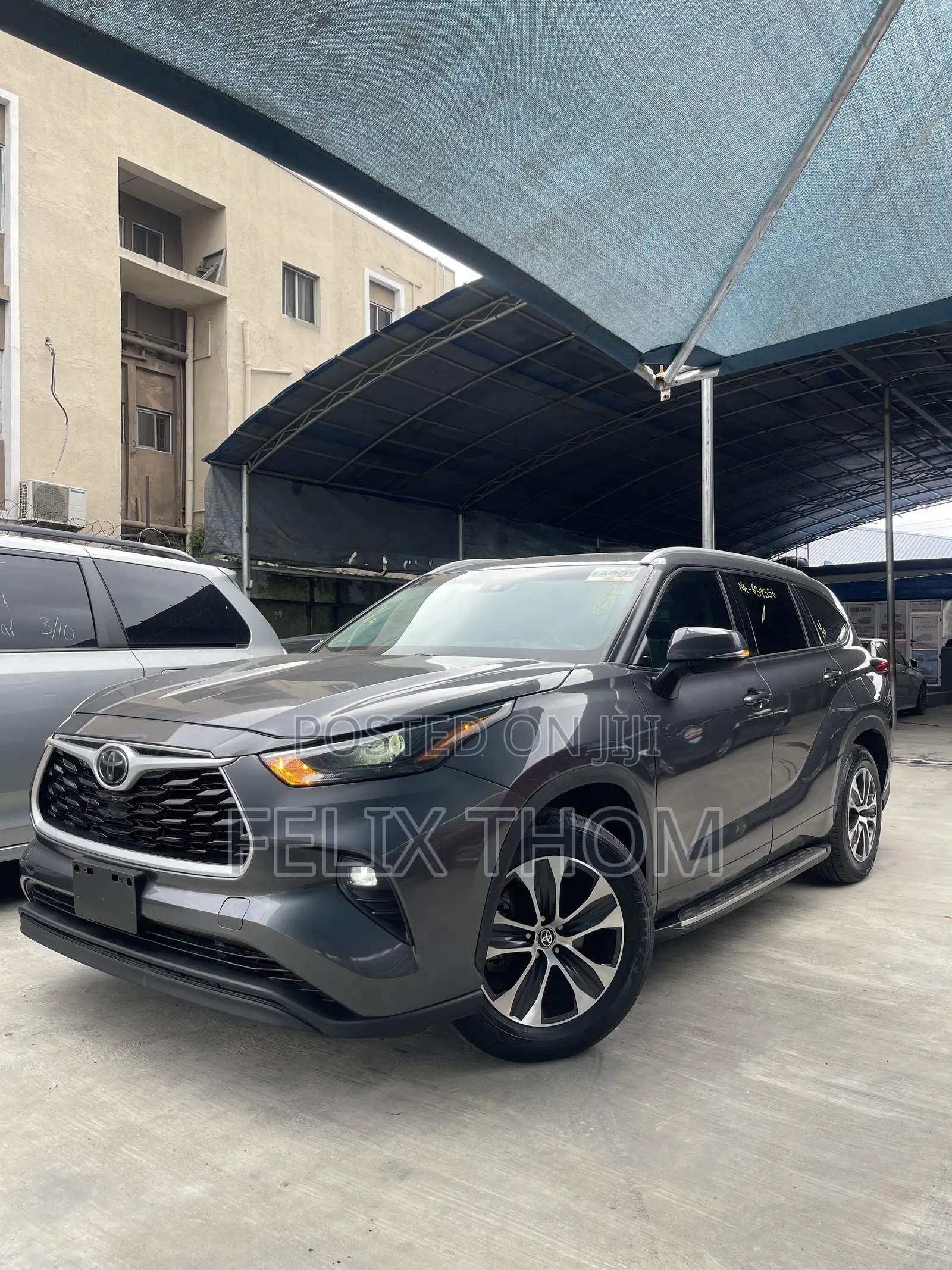 Toyota Highlander 2022 Gray