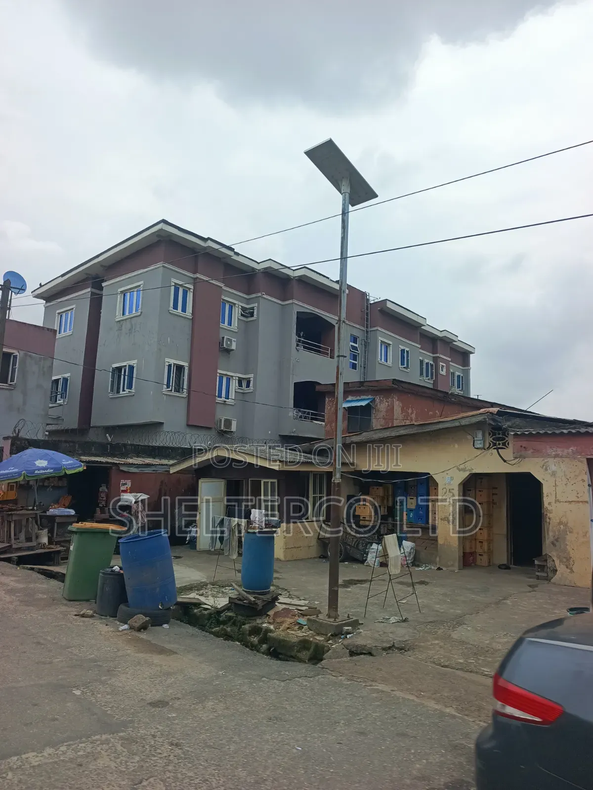 3bdrm Block of Flats in Gated , Tared, Aguda / Ogba for sale
