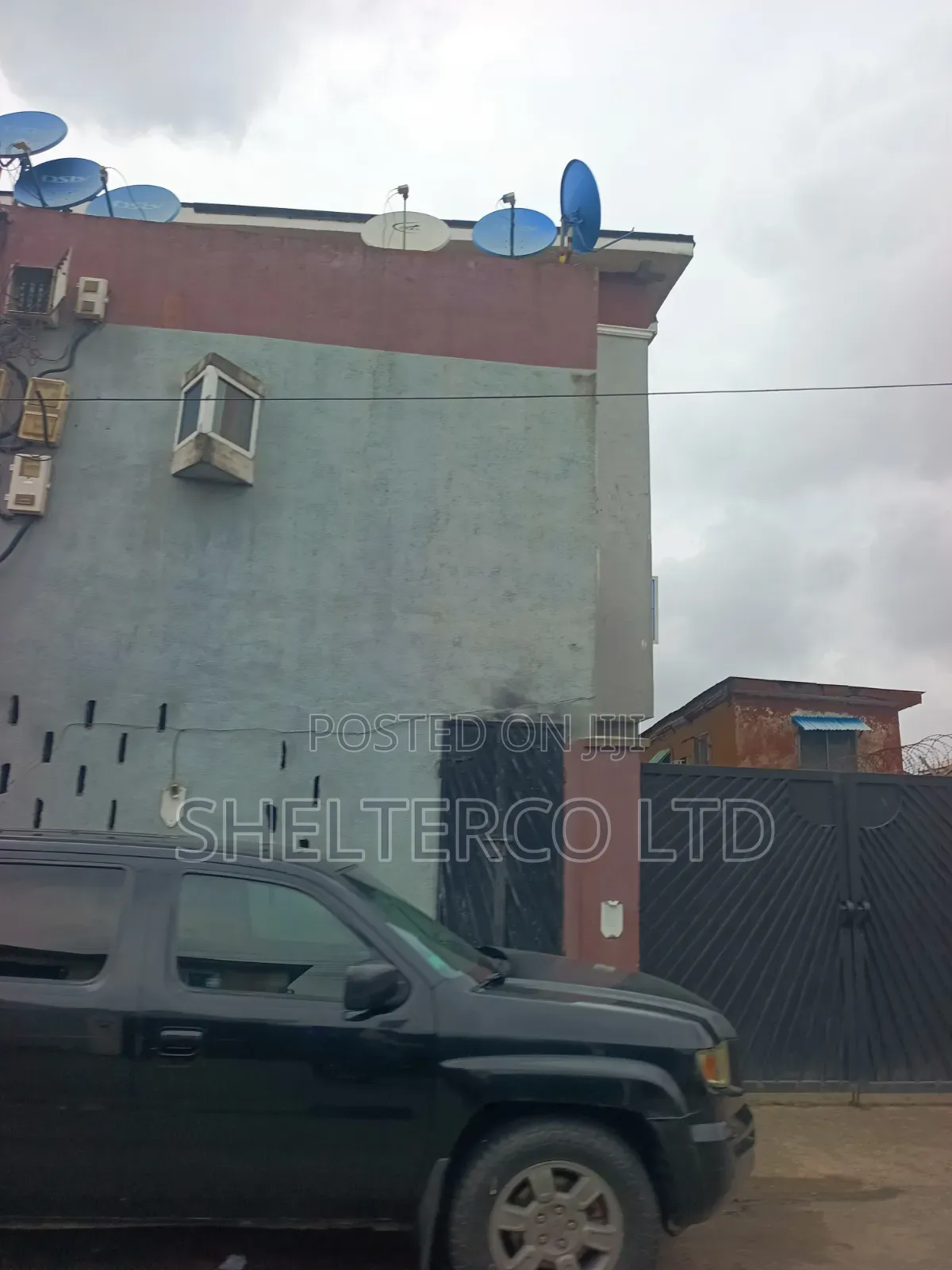 3bdrm Block of Flats in Gated , Tared, Aguda / Ogba for sale