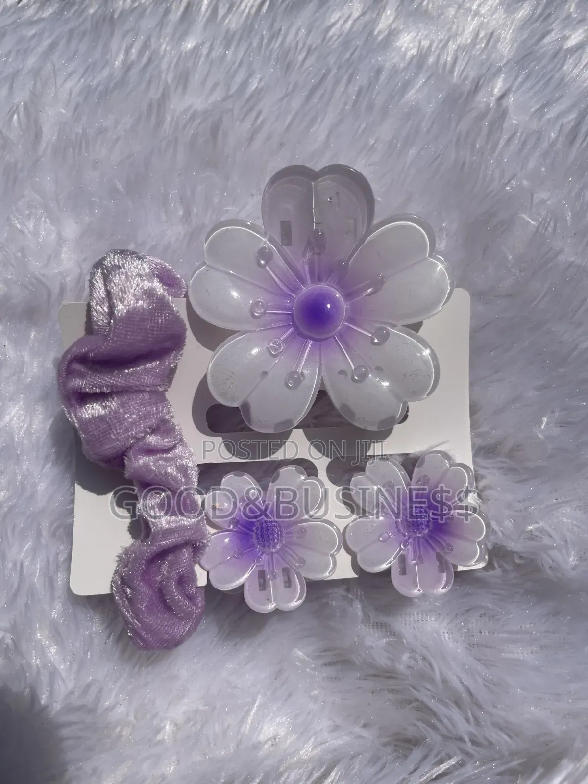 4 in 1 Floral Claw Clips and Scrunchie