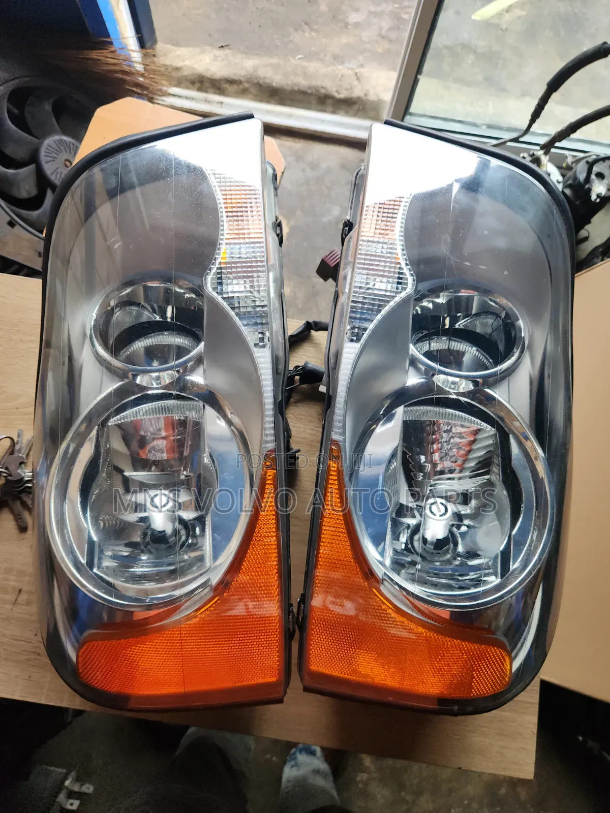 Volvo XC90 2005- Xenon Charger Headlight