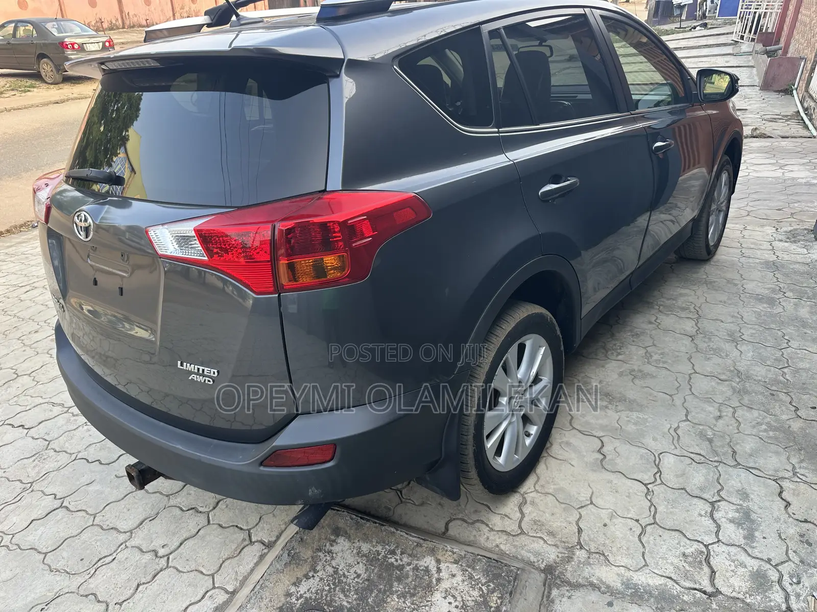 Toyota RAV4 Limited 4dr SUV AWD (2.5L 4cyl 6A) 2014 Gray