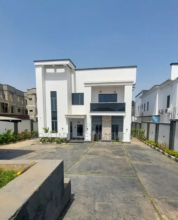 6 Bedroom Fully Detached Duplex at Guzape Main FCT Abuja