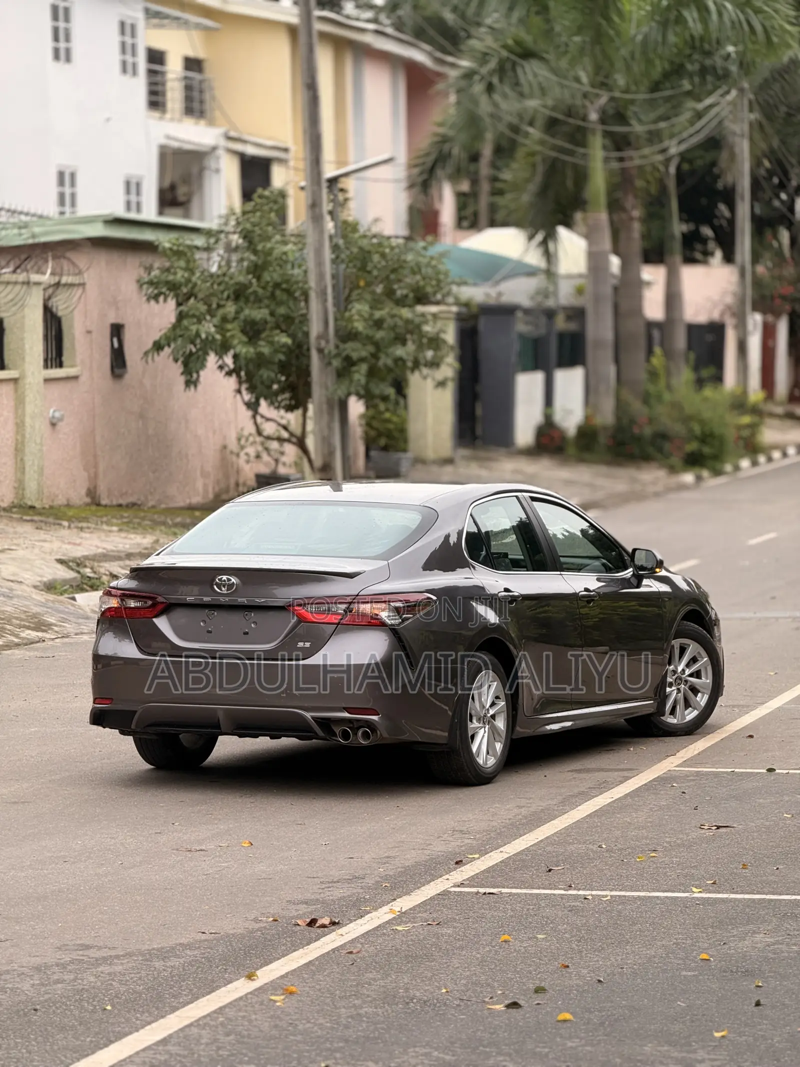 Toyota Camry SE 2024 Gray