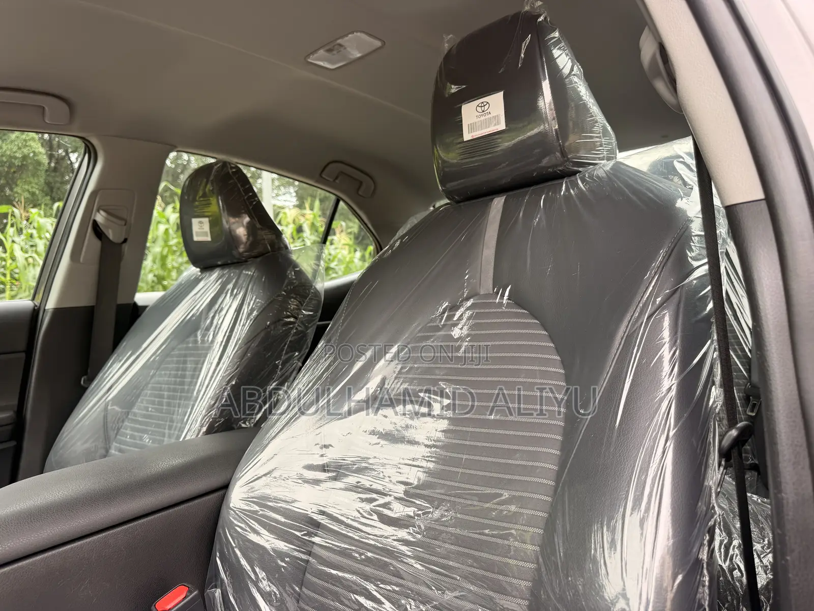 Toyota Camry SE 2024 Gray