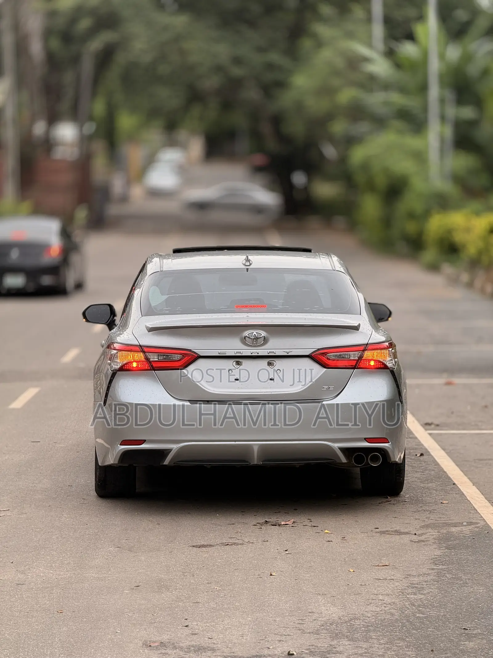 Toyota Camry SE FWD (2.5L 4cyl 8AM) 2018 Silver