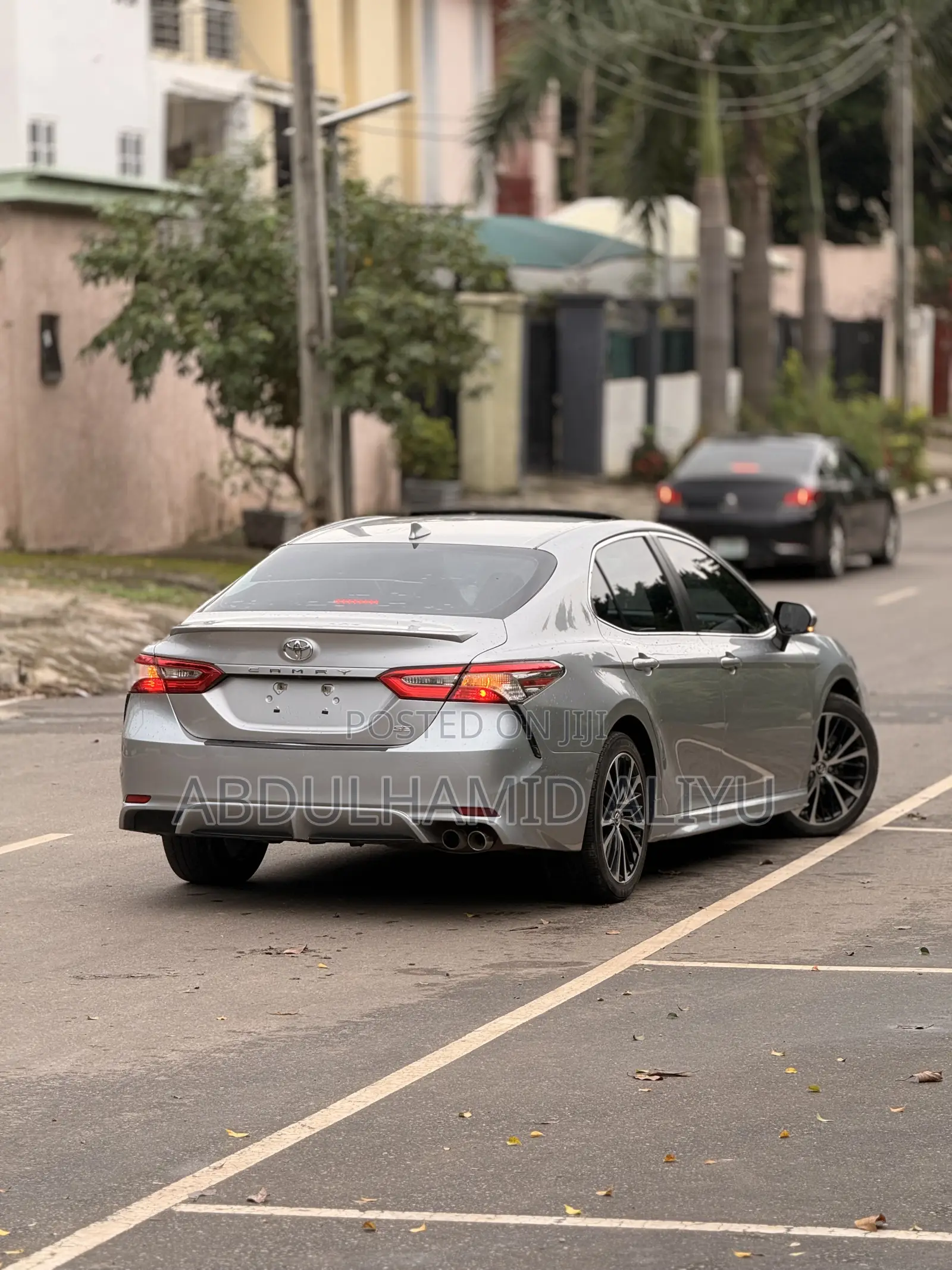 Toyota Camry SE FWD (2.5L 4cyl 8AM) 2018 Silver