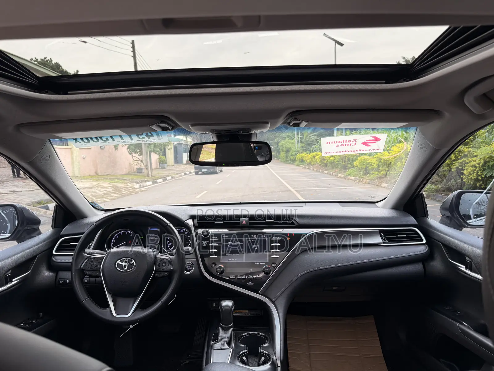 Toyota Camry SE FWD (2.5L 4cyl 8AM) 2018 Silver