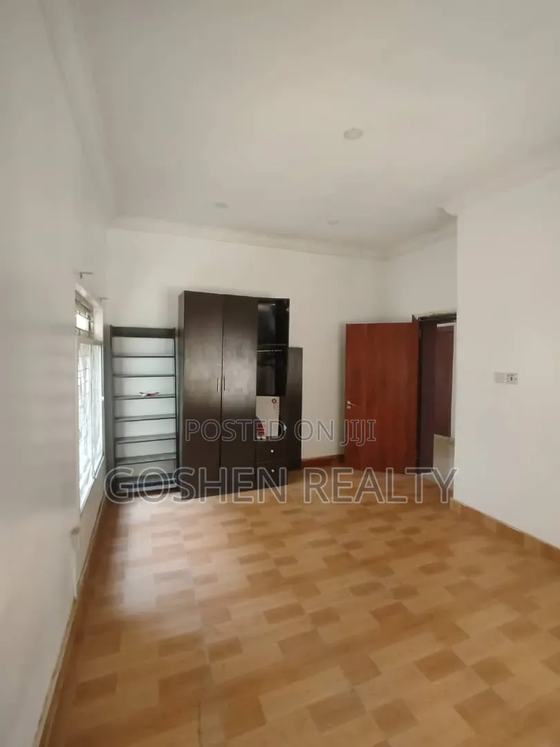 2bdrm Block of Flats in Jahi for rent