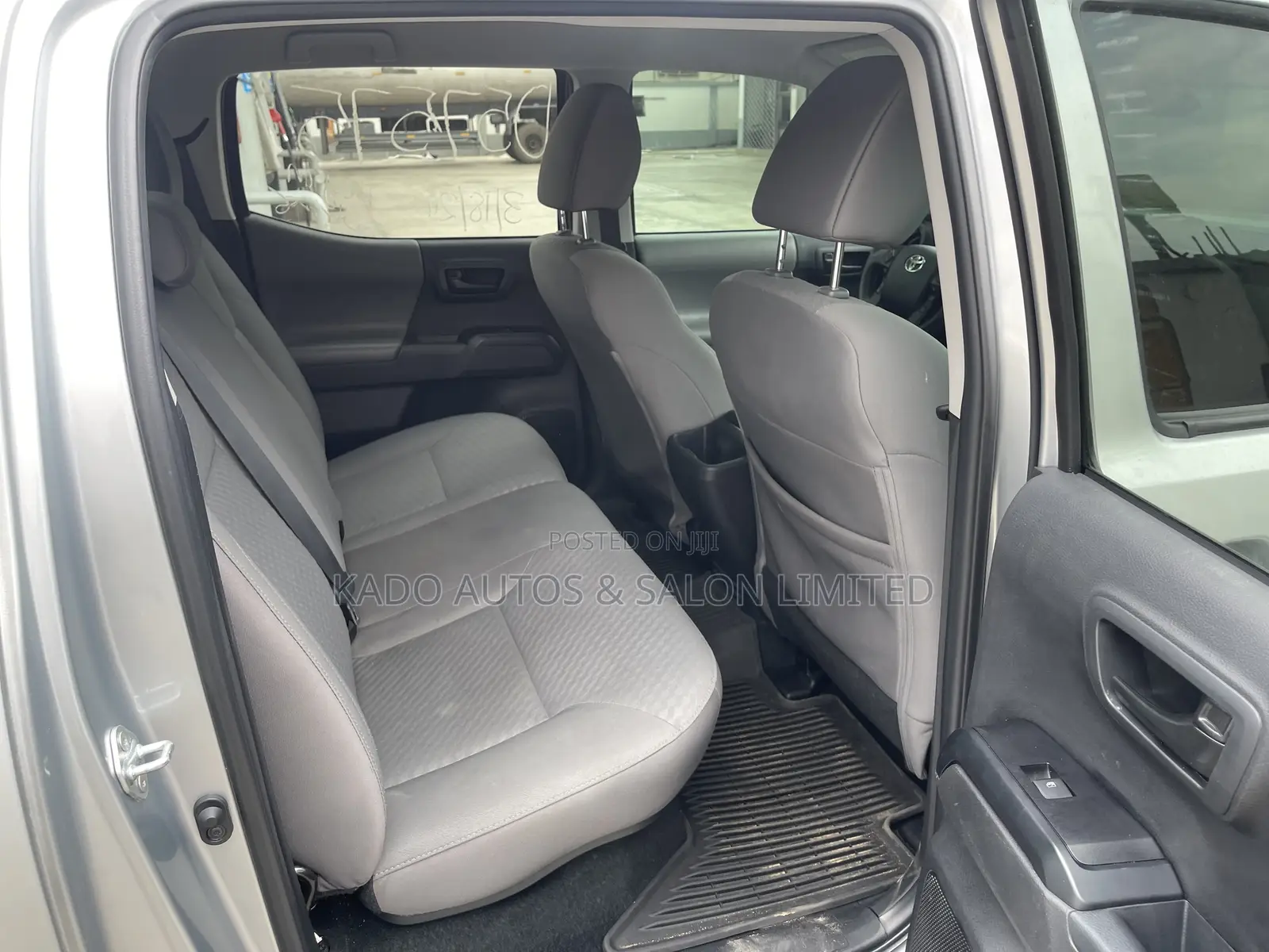 Toyota Tacoma 2022 Gray