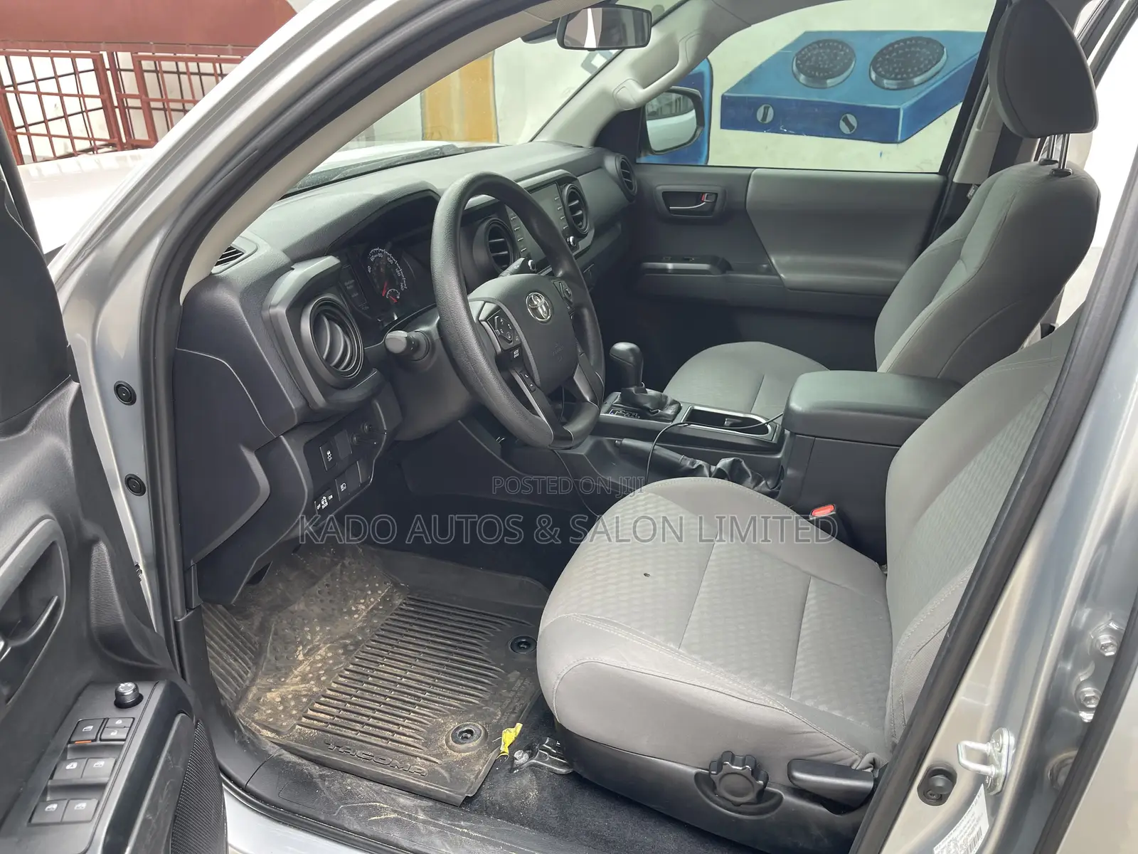 Toyota Tacoma 2022 Gray