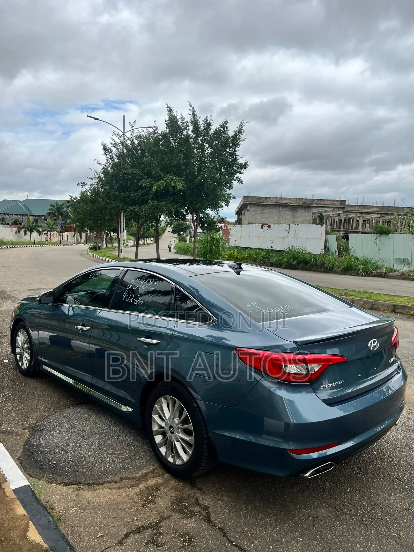 Hyundai Sonata Limited Sedan FWD (2.4L 4cyl 6A) 2016 Blue